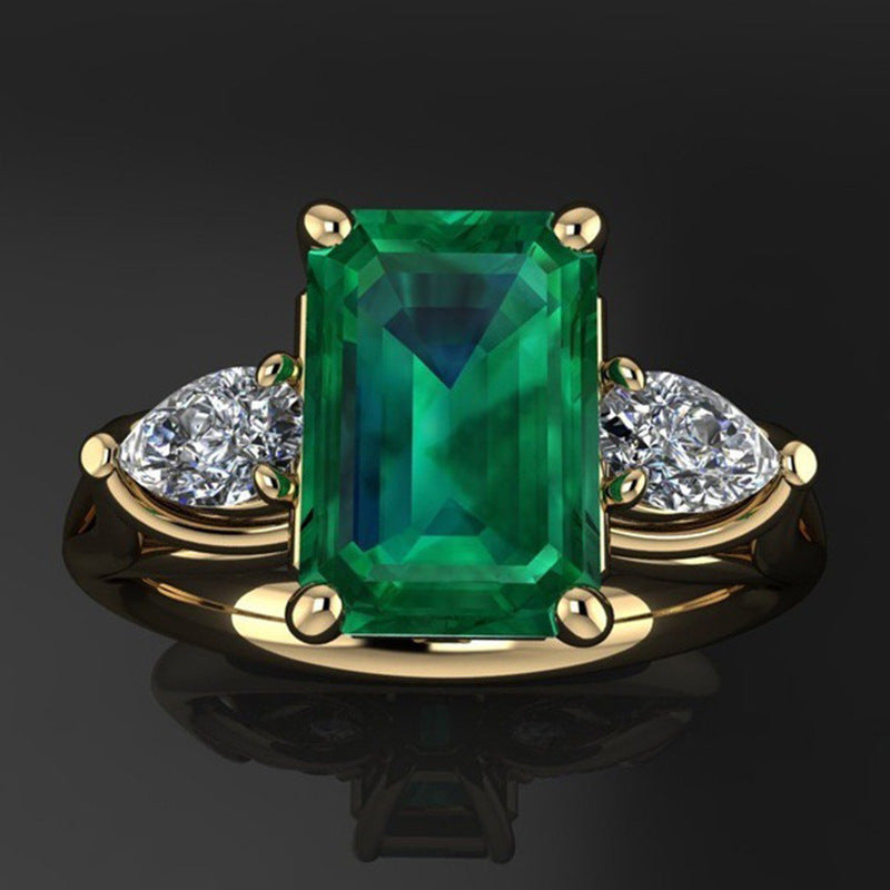 Golden Emerald Square Zirconium Diamond Ring